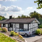 Sauerland Am Hennesee Мешеде