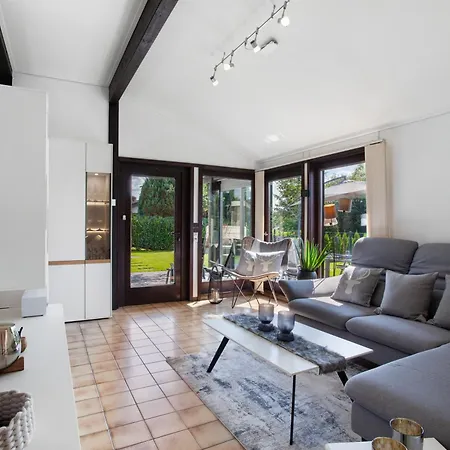 Sauerland Am Hennesee Дом отдыха Мешеде